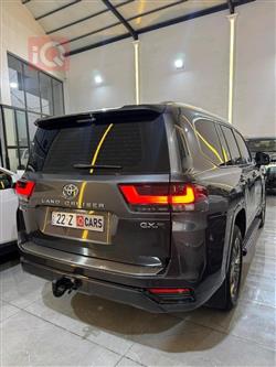 تويوتا لاندكروزر